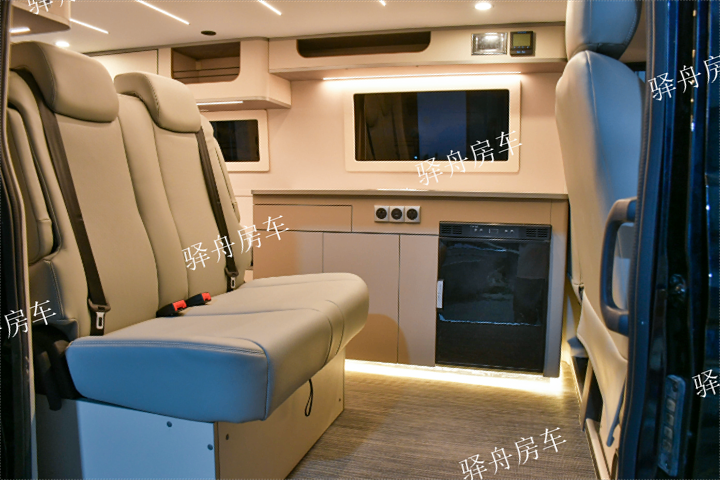 户外露营房车销售