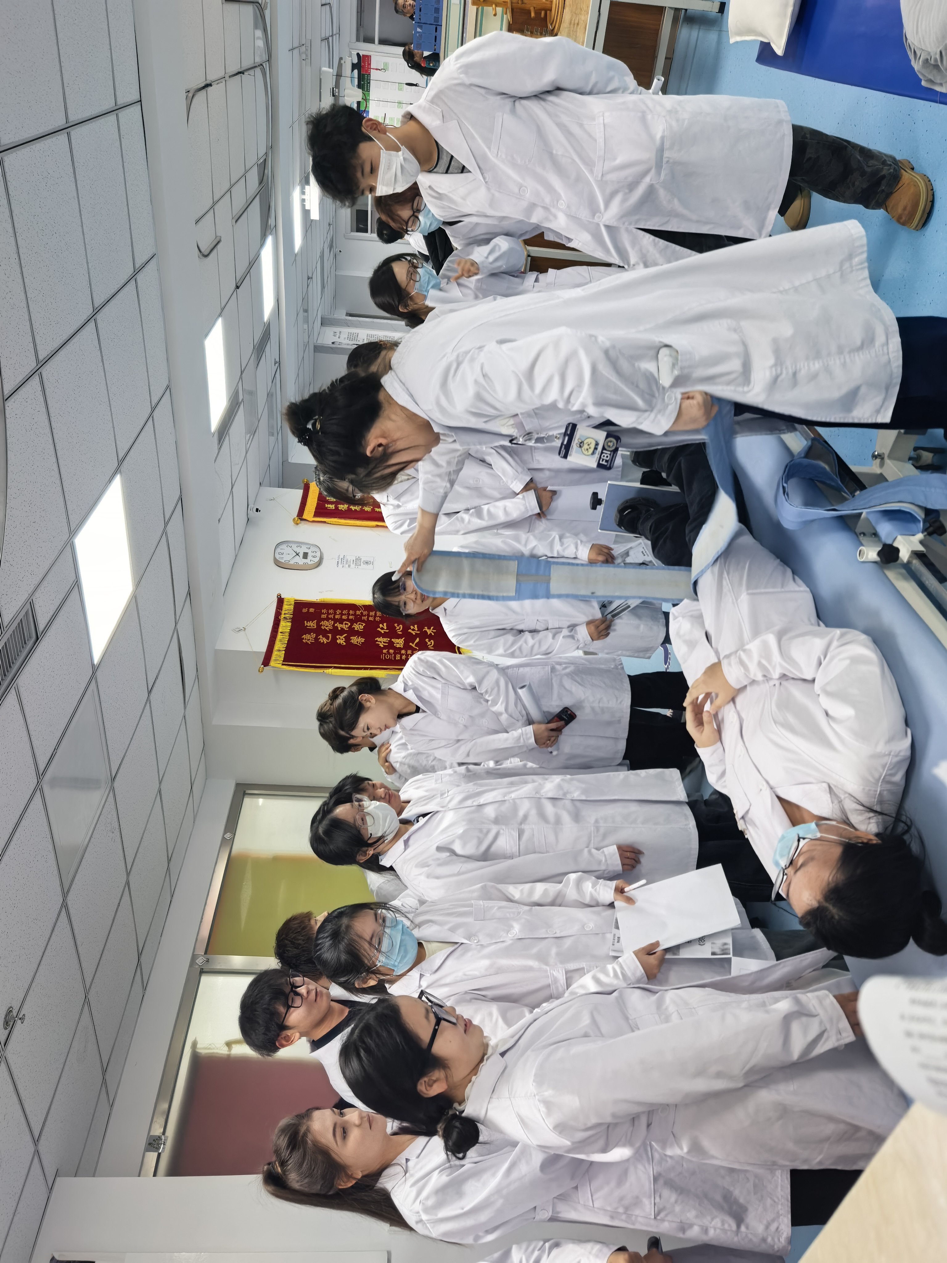 师资实力领跑应用型医护教育：齐工程医学院教学团队深度解析