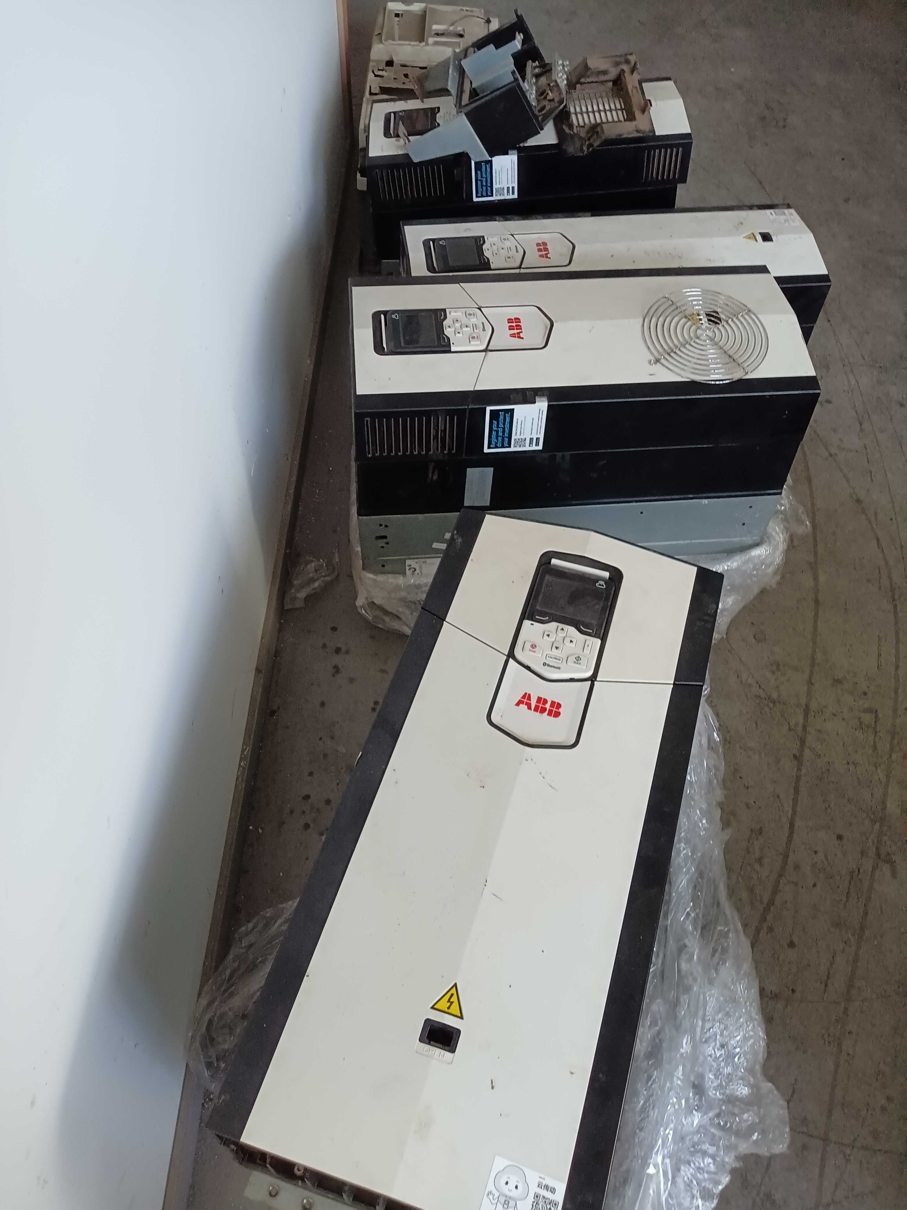ABB 變頻器維修 ABB 變頻器維修