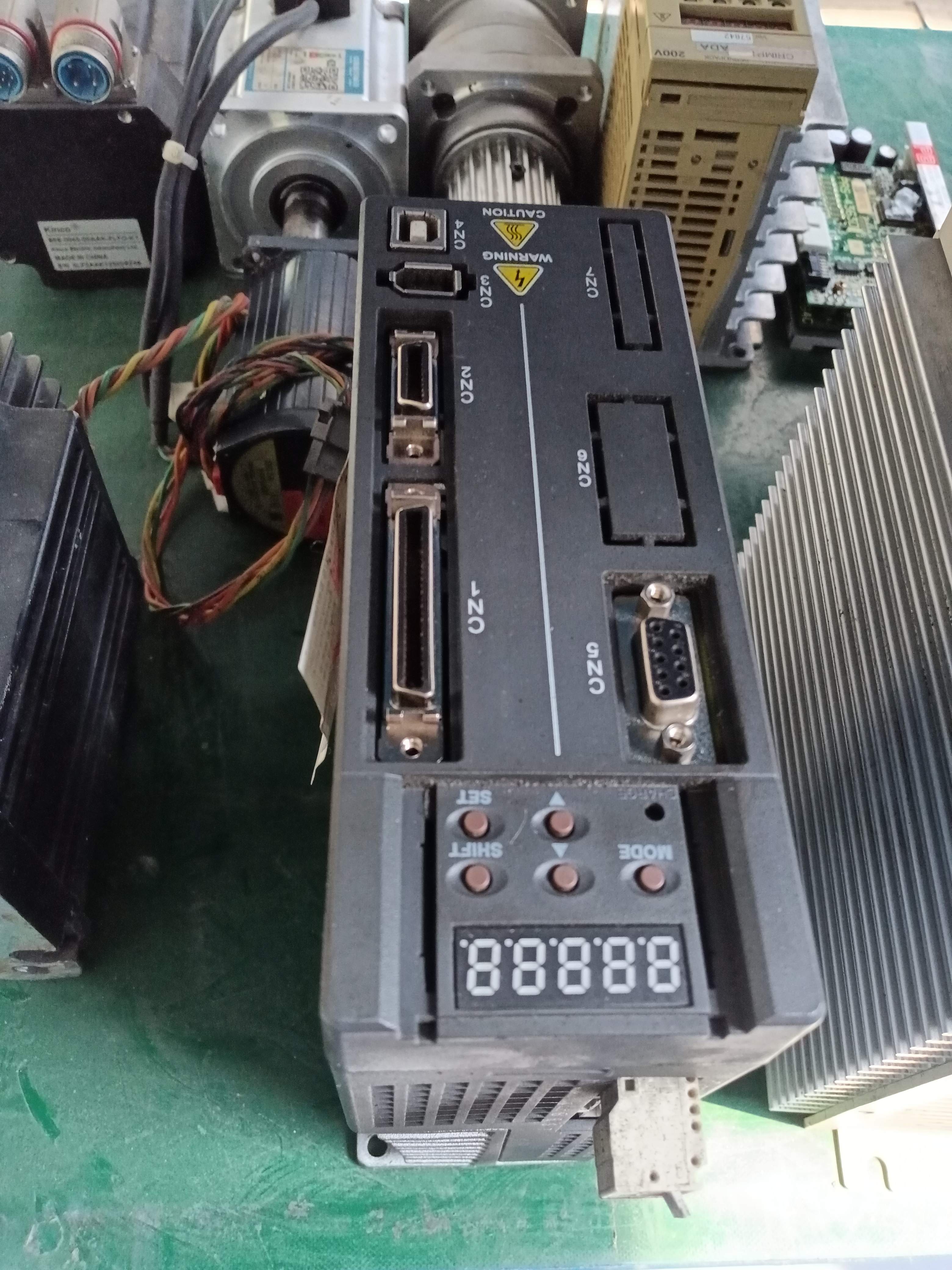 臺(tái)達(dá)伺服器，施耐德伺服器維修