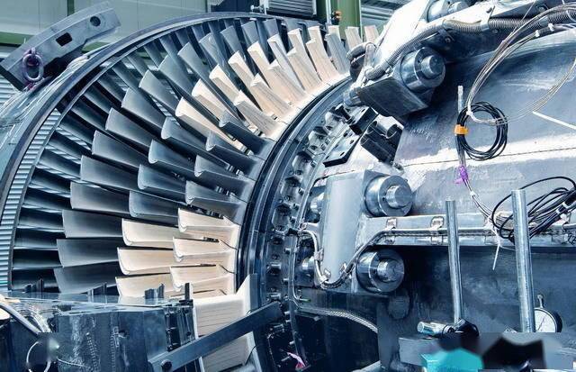 航空發動機葉片防護突破：高性價比鎳鉻8020噴涂粉的應用前景