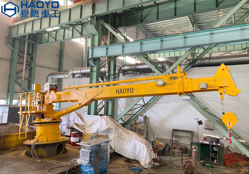 4.5T15M 船用伸縮臂吊機