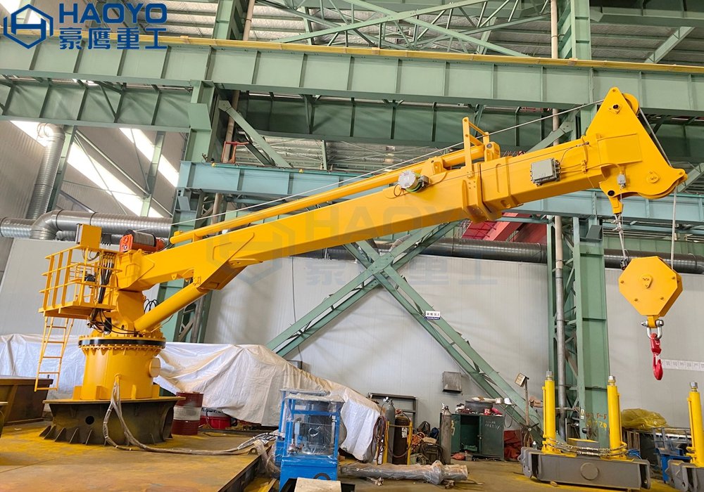 4.5T15M 船用伸縮臂吊機