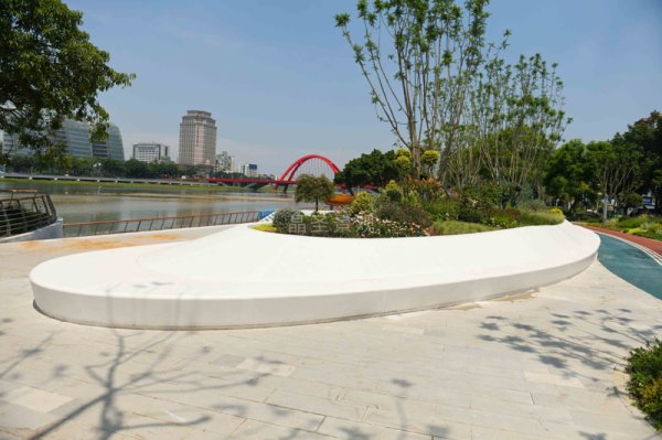 四川德陽旌湖客廳景觀工程