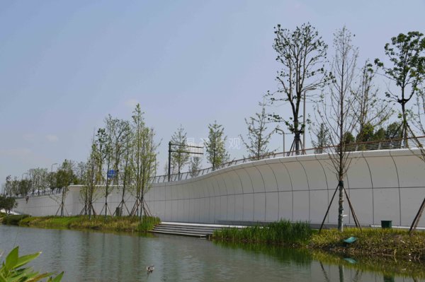 四川眉山市藝術中心河岸景墻