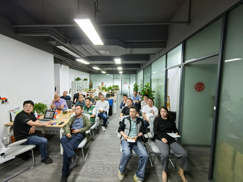 晶圣景觀(guān)專(zhuān)業(yè)知識(shí)培訓(xùn)