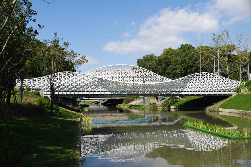 為城市景觀(guān)構(gòu)造心中的美景（二十六）---走進(jìn)上海華涇公園東新港橋