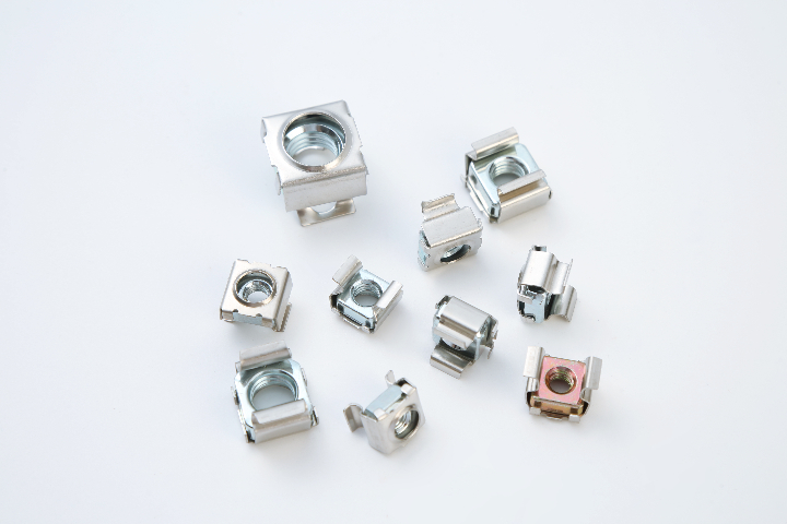 中國臺(tái)灣異型卡式螺母價(jià)格合理 溫州萬勝緊固件供應(yīng)