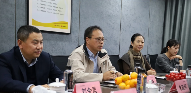 寧波力洋酒業公司一行拜訪商源集團