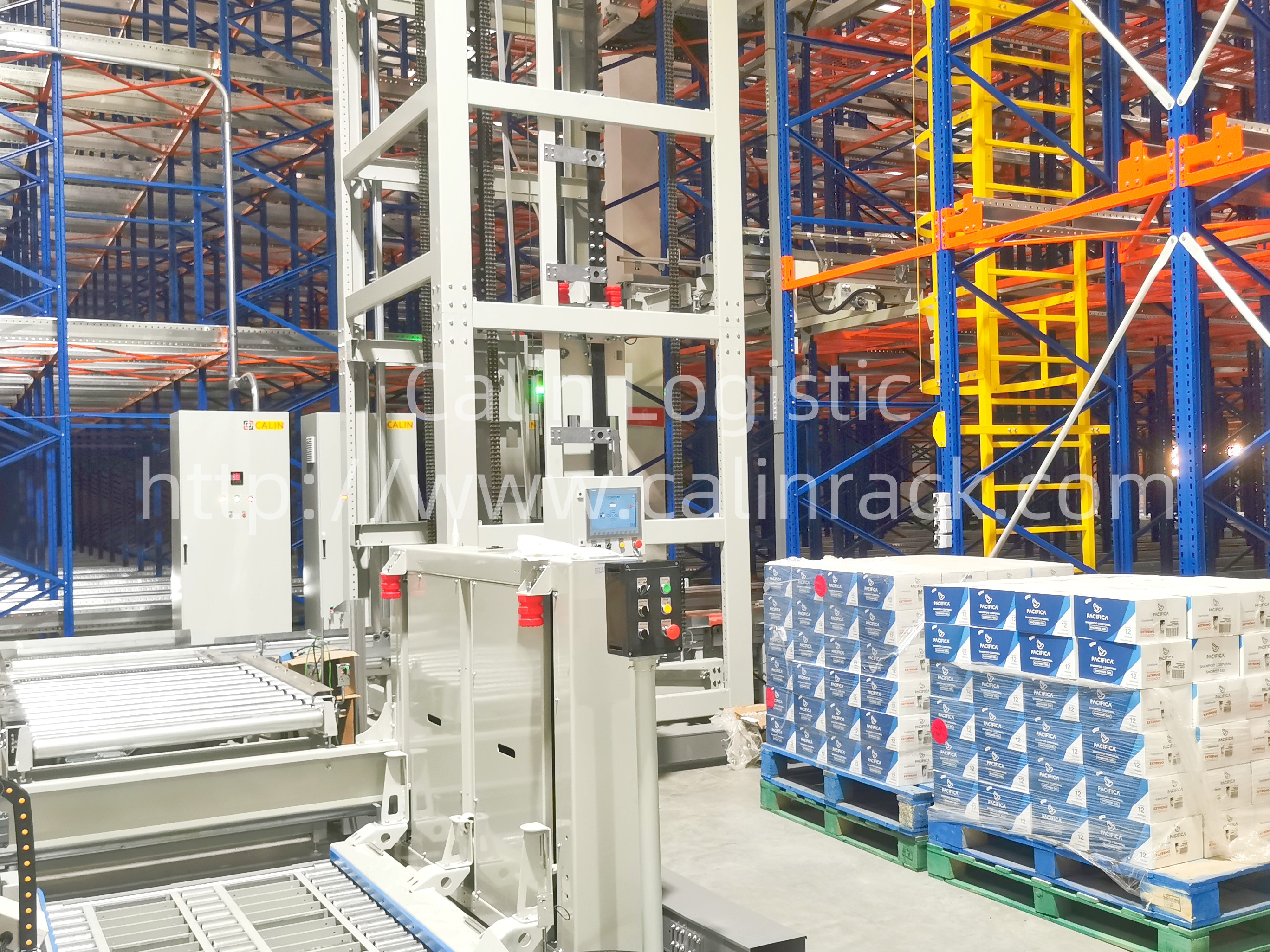 four-way shuttle warehouse racking system 5.1_副本（中文公司新闻）.jpg