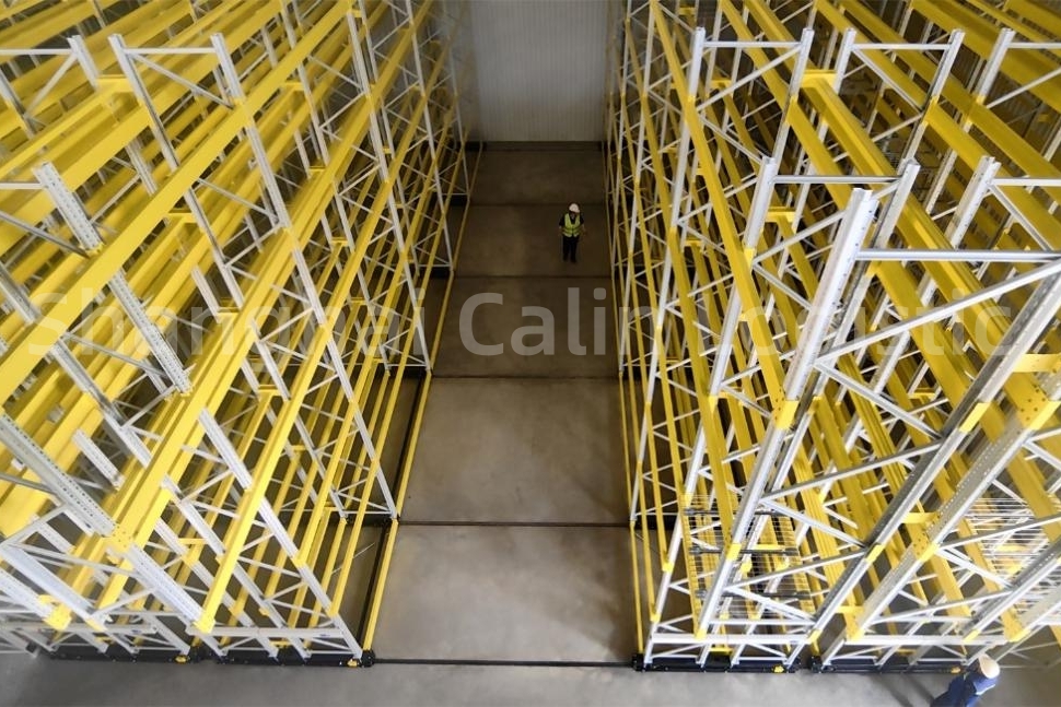 Mobile Racking - Cambodia.jpg