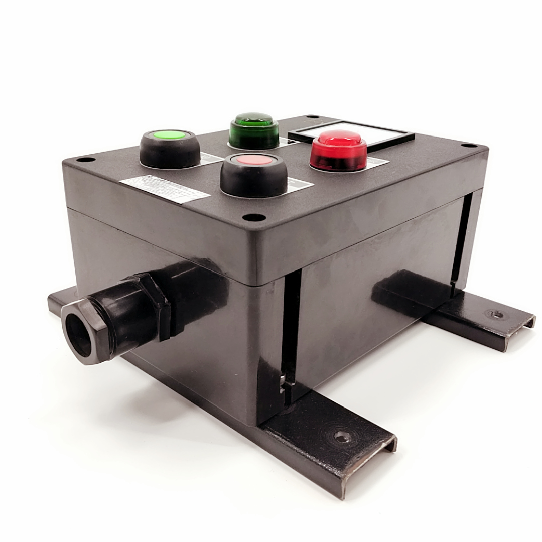 防爆防腐操作柱：工業安全的堅實守護者