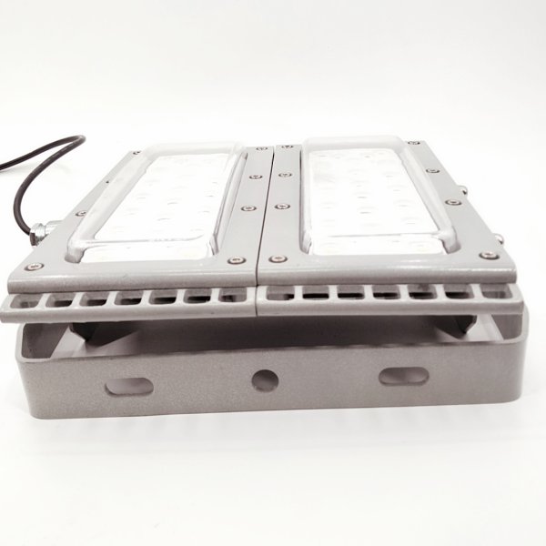 BTD100系列防爆免維護(hù)LED泛光燈