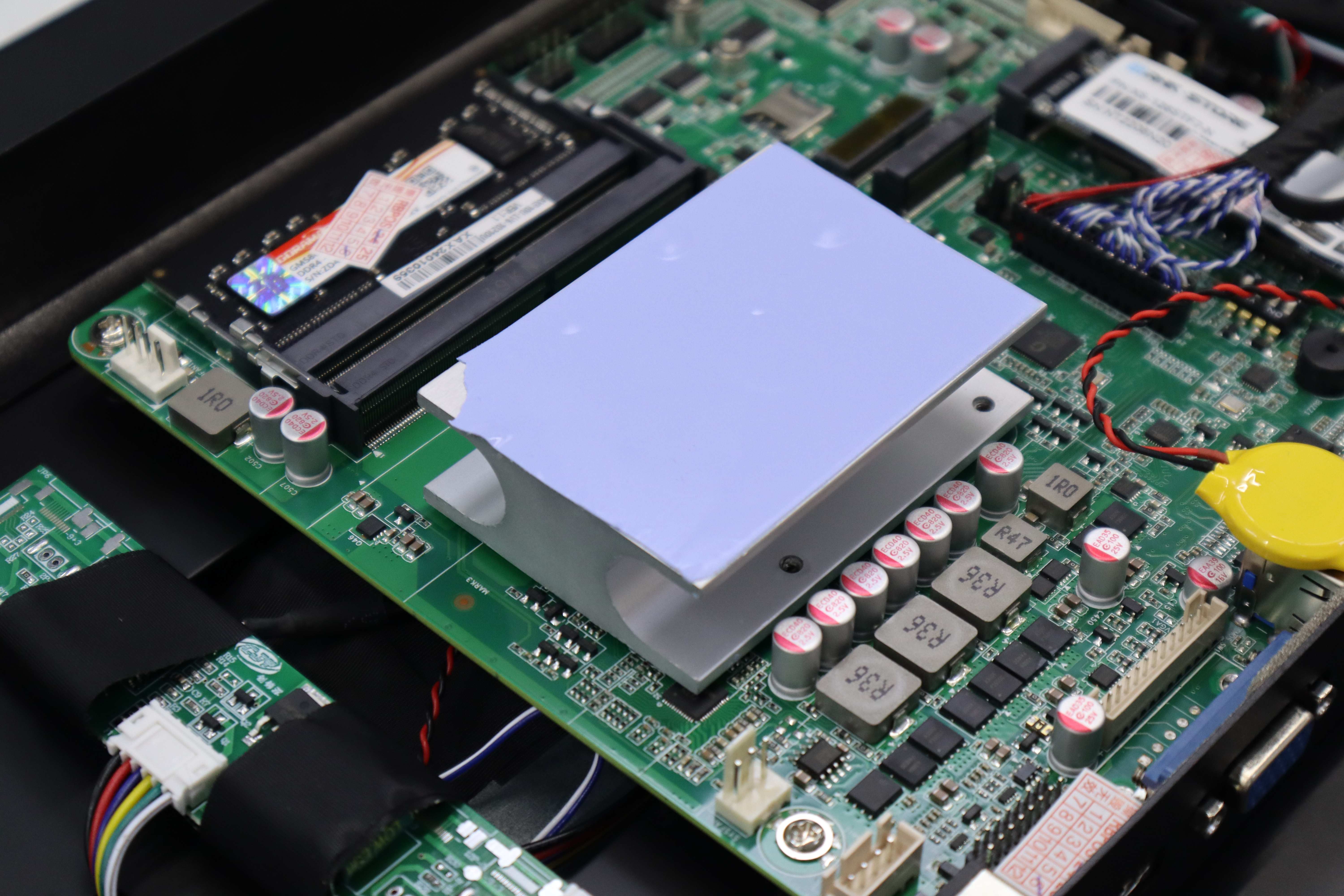 电容屏：智能设备交互新纪元，高灵敏触控