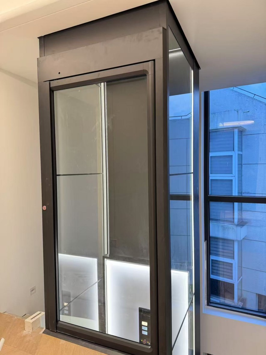 別墅電梯的層門材質哪種較耐用？