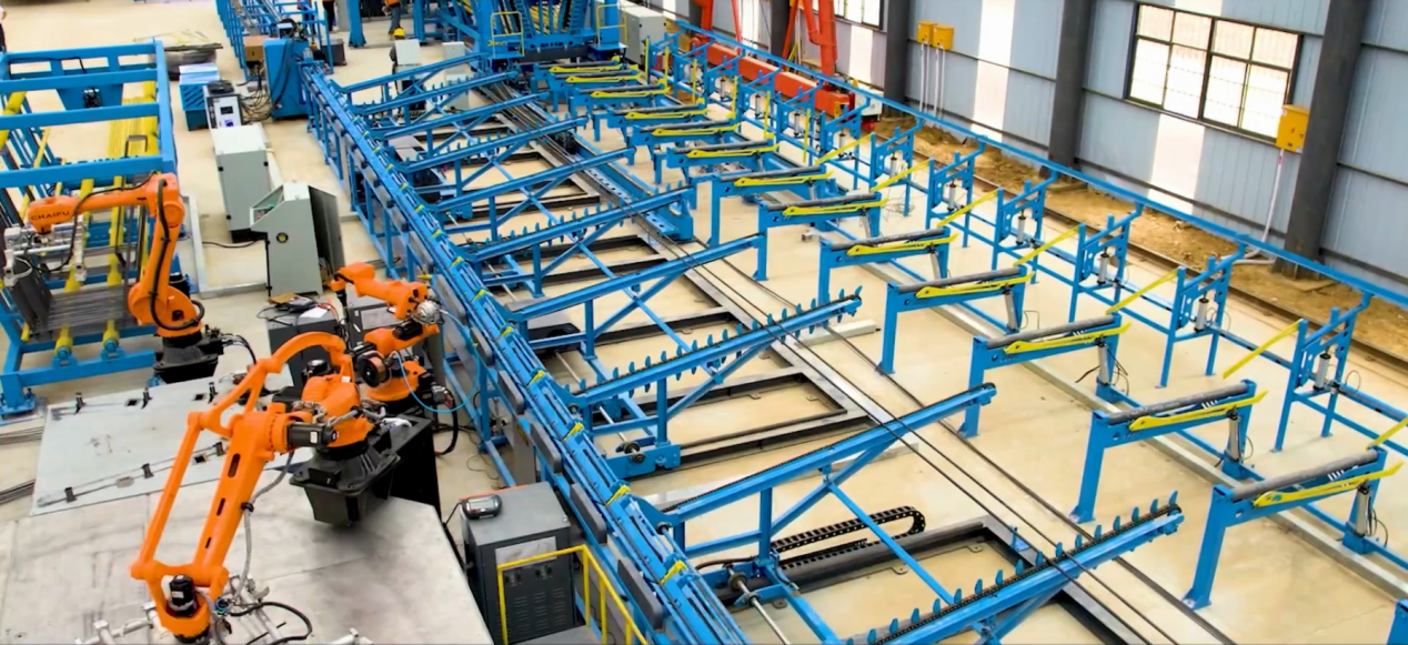 news-1-1 Fully automatic welding of box girder skeleton with robotic arms