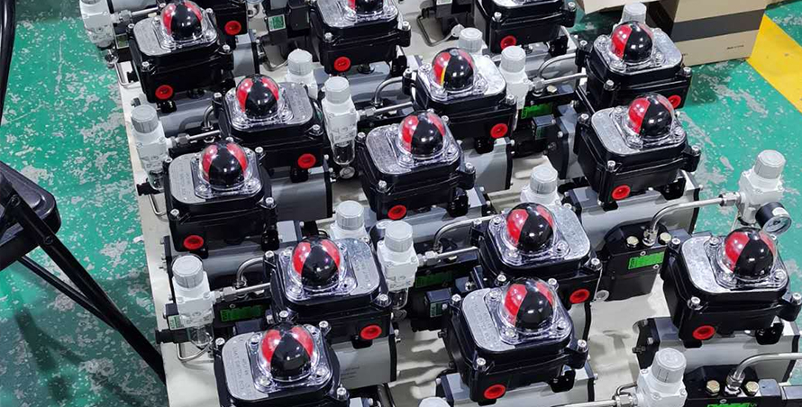 福建某化工廠撥叉式氣動執行機構項目 福建某化工廠撥叉式氣動執行機構項目