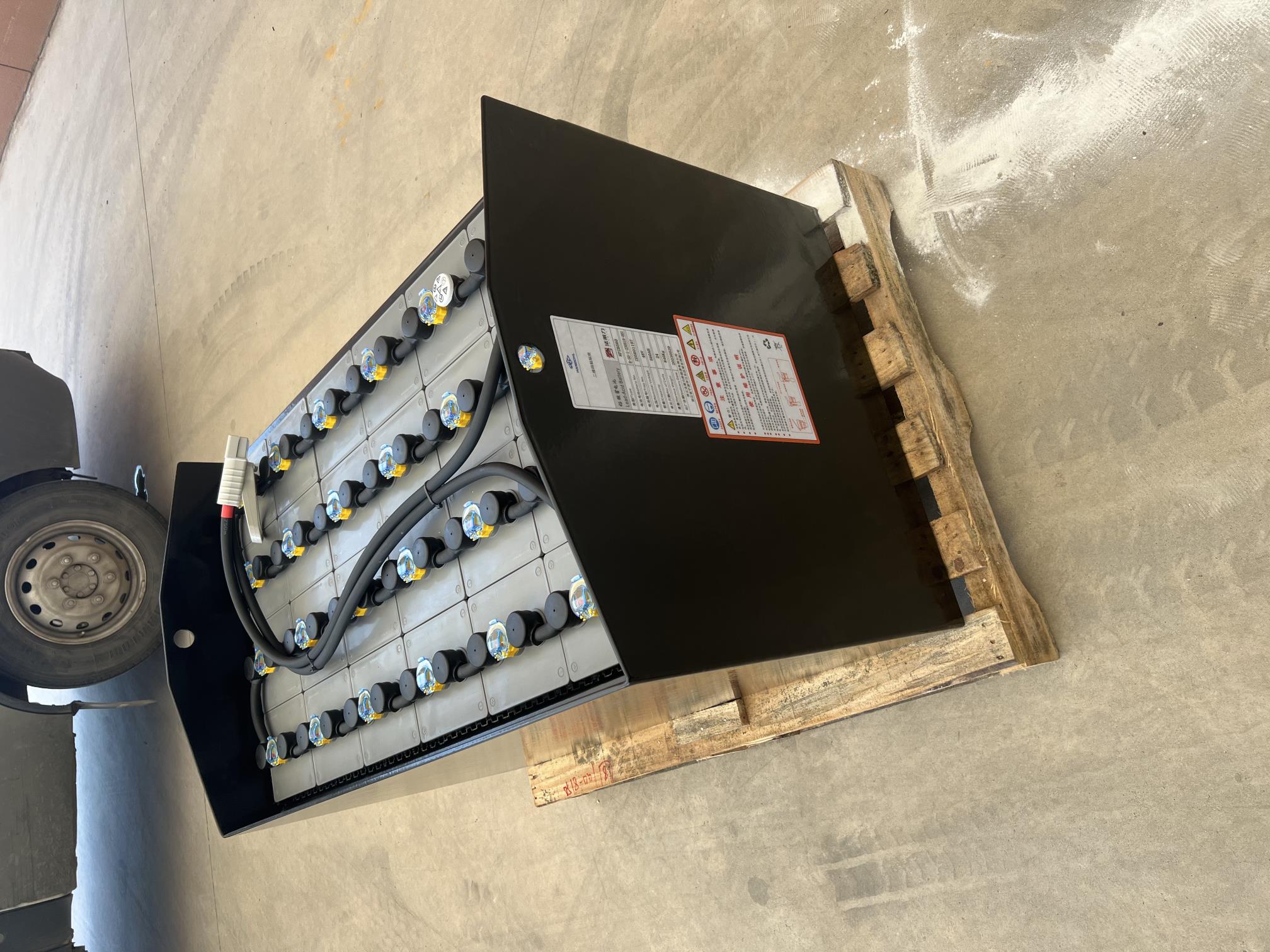 豐田7FBE20叉車蓄電池 24-8PZB560 48V 560AH 適配豐田2噸3支點(diǎn)電動(dòng)叉車