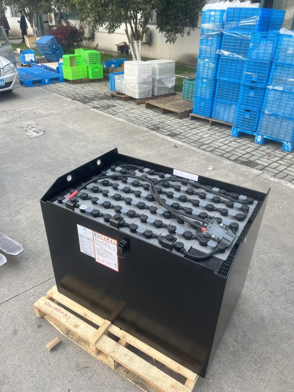 杭叉CPD30J系列叉車(chē)蓄電池 40-5PZB500 80V 500AH 鉛酸電池組