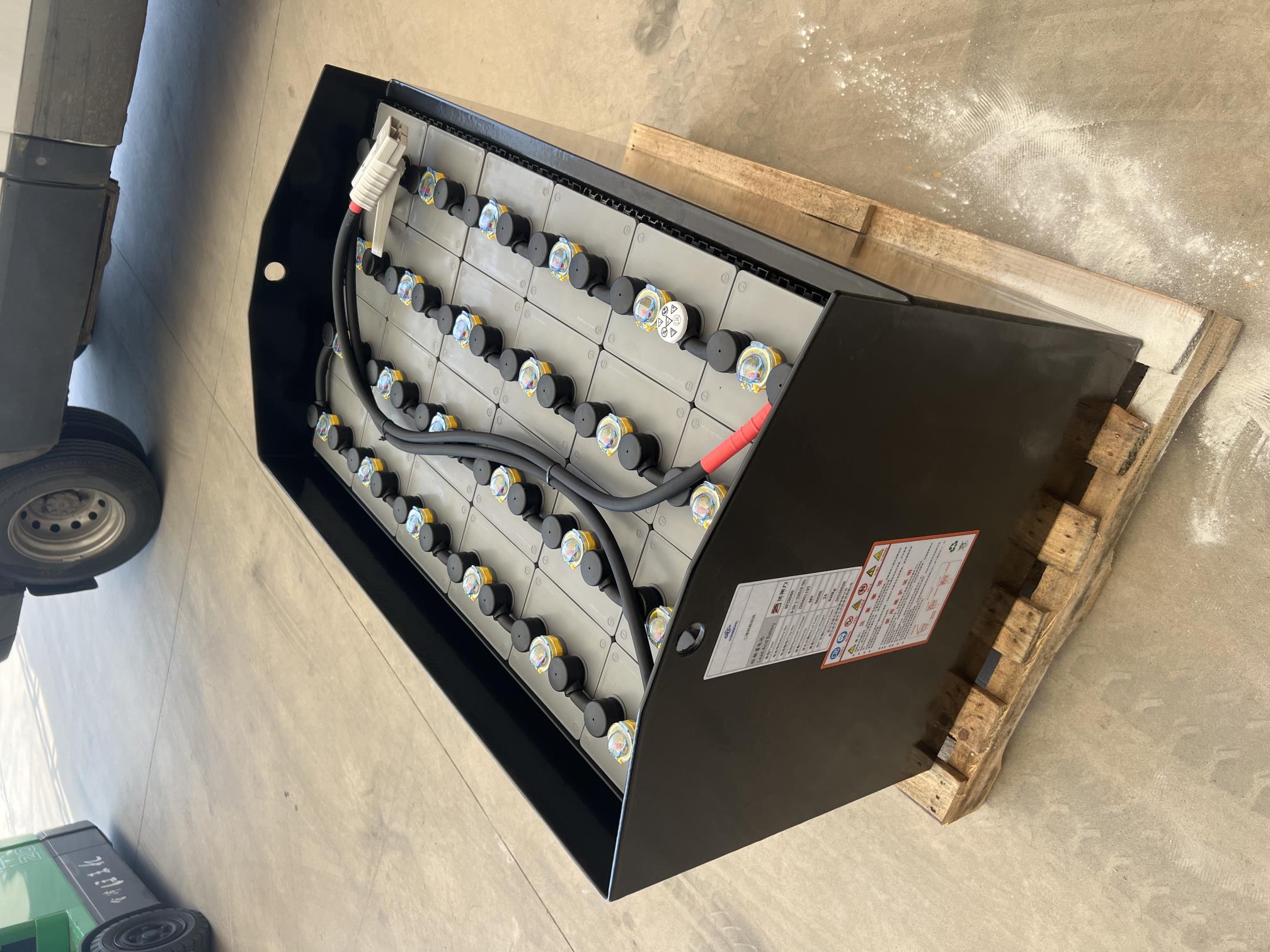 豐田7FBE20叉車蓄電池 24-8PZB560 48V 560AH 適配豐田2噸3支點(diǎn)電動(dòng)叉車