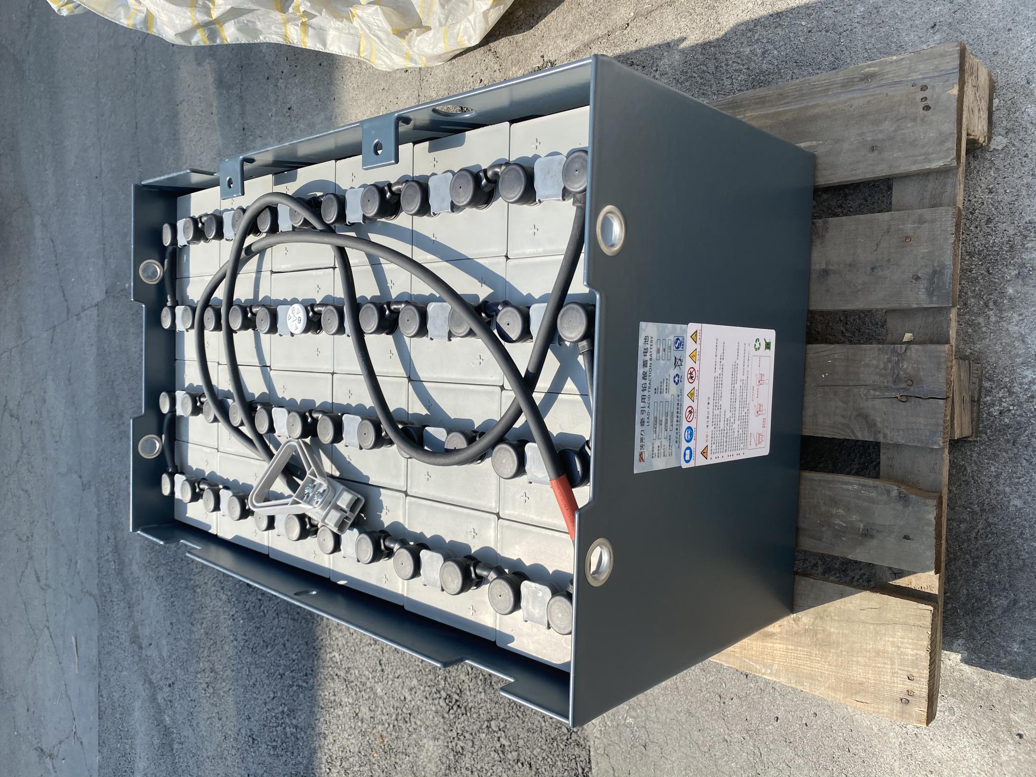 合力CPD15FJ1 叉車(chē)蓄電池 24-8PZB400 48V 400AH 適配合力1.5噸電動(dòng)叉車(chē)