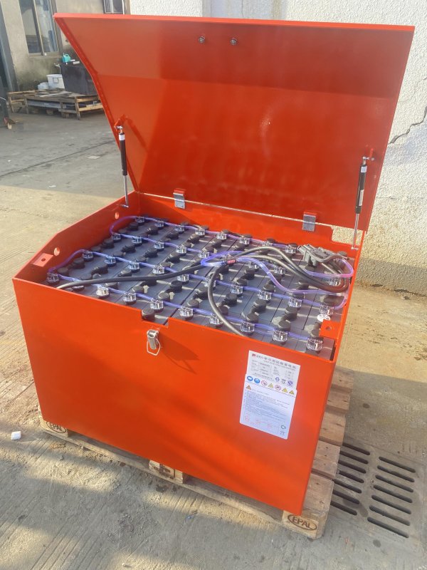 合力CPD40/50叉車蓄電池 40-5PZS600 80V 600AH 適配合力5噸電動叉車