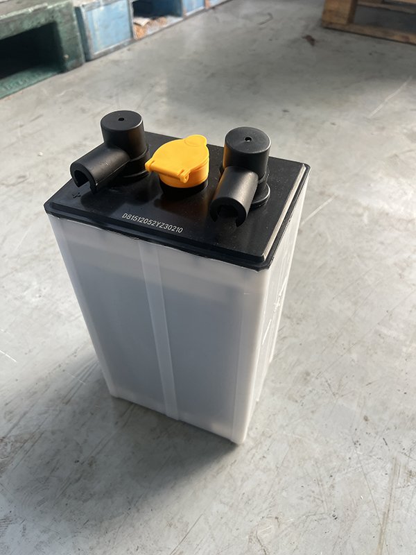 牽引用鉛酸蓄電池 D-250B 2V 250AH 適用于平板車(chē) 軌道車(chē) 牽引車(chē)