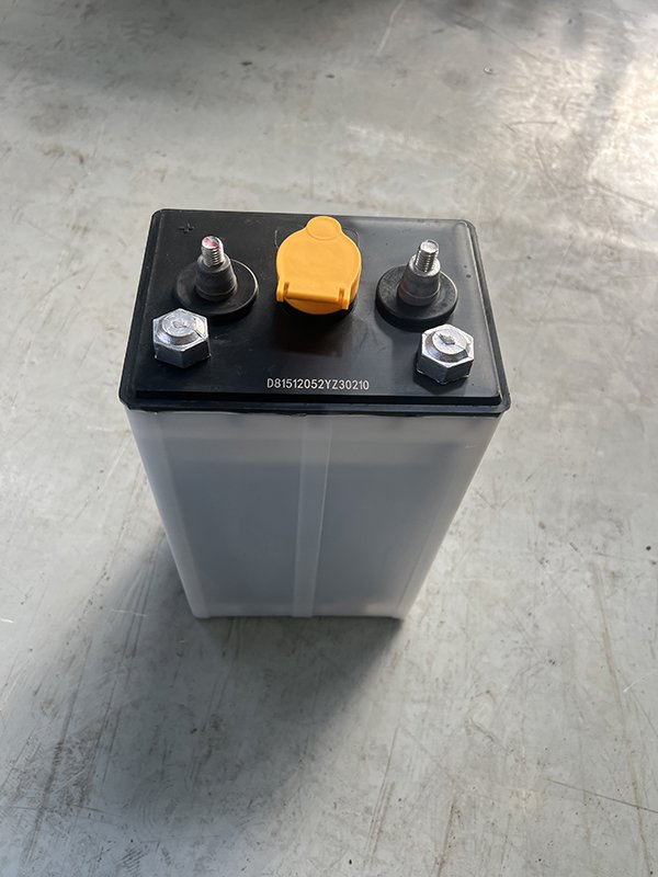 牽引用鉛酸蓄電池 D-250B 2V 250AH 適用于平板車(chē) 軌道車(chē) 牽引車(chē)