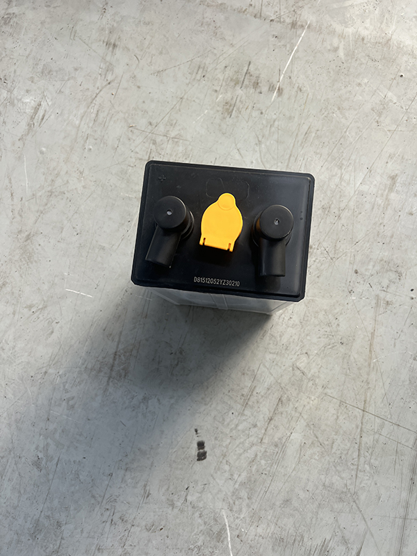 牽引用鉛酸蓄電池 D-250B 2V 250AH 適用于平板車(chē) 軌道車(chē) 牽引車(chē)