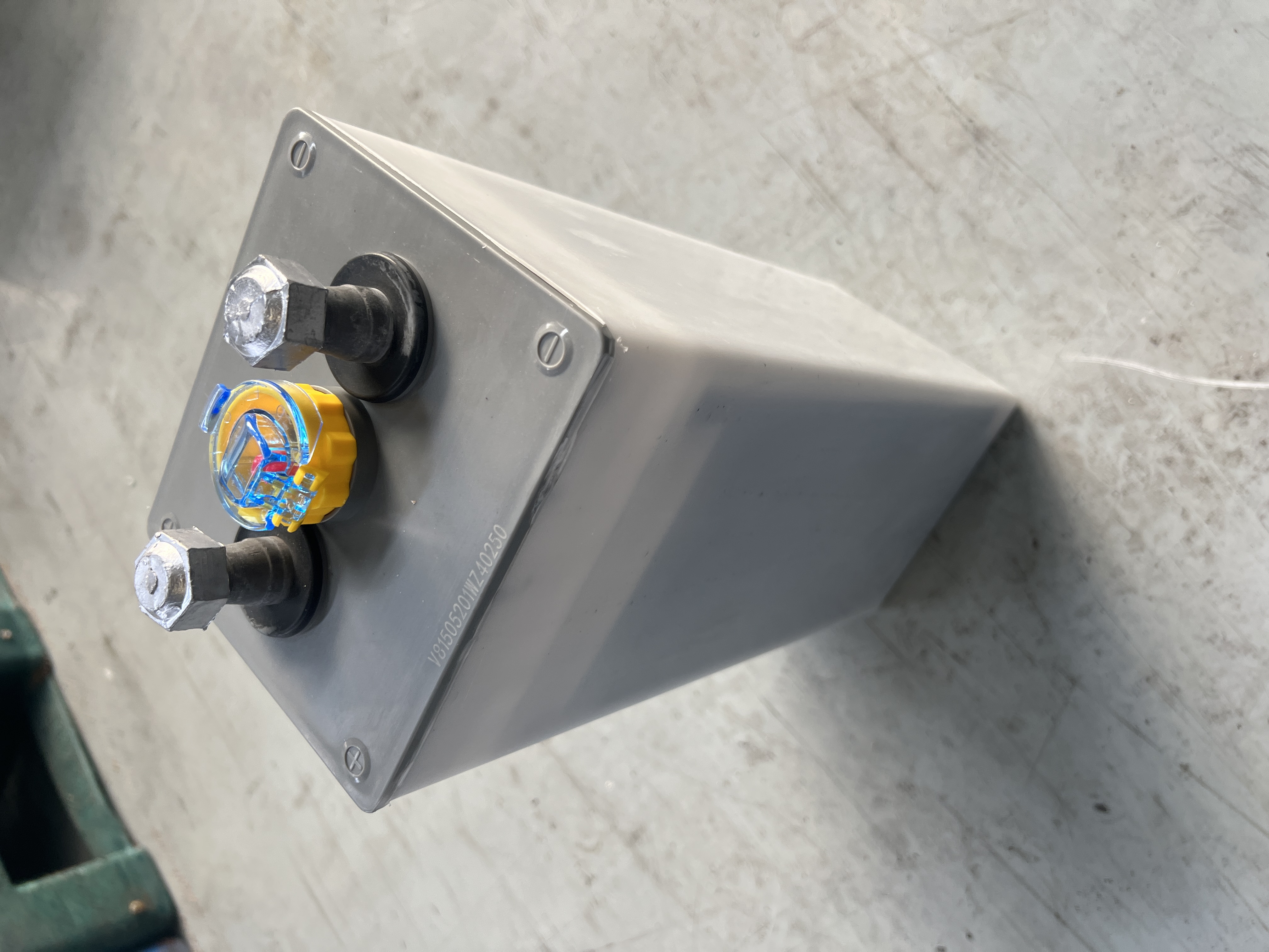 牽引用法萊力鉛酸蓄電池 D-400 2V 400AH 適用于平板車 軌道車 叉車 游船