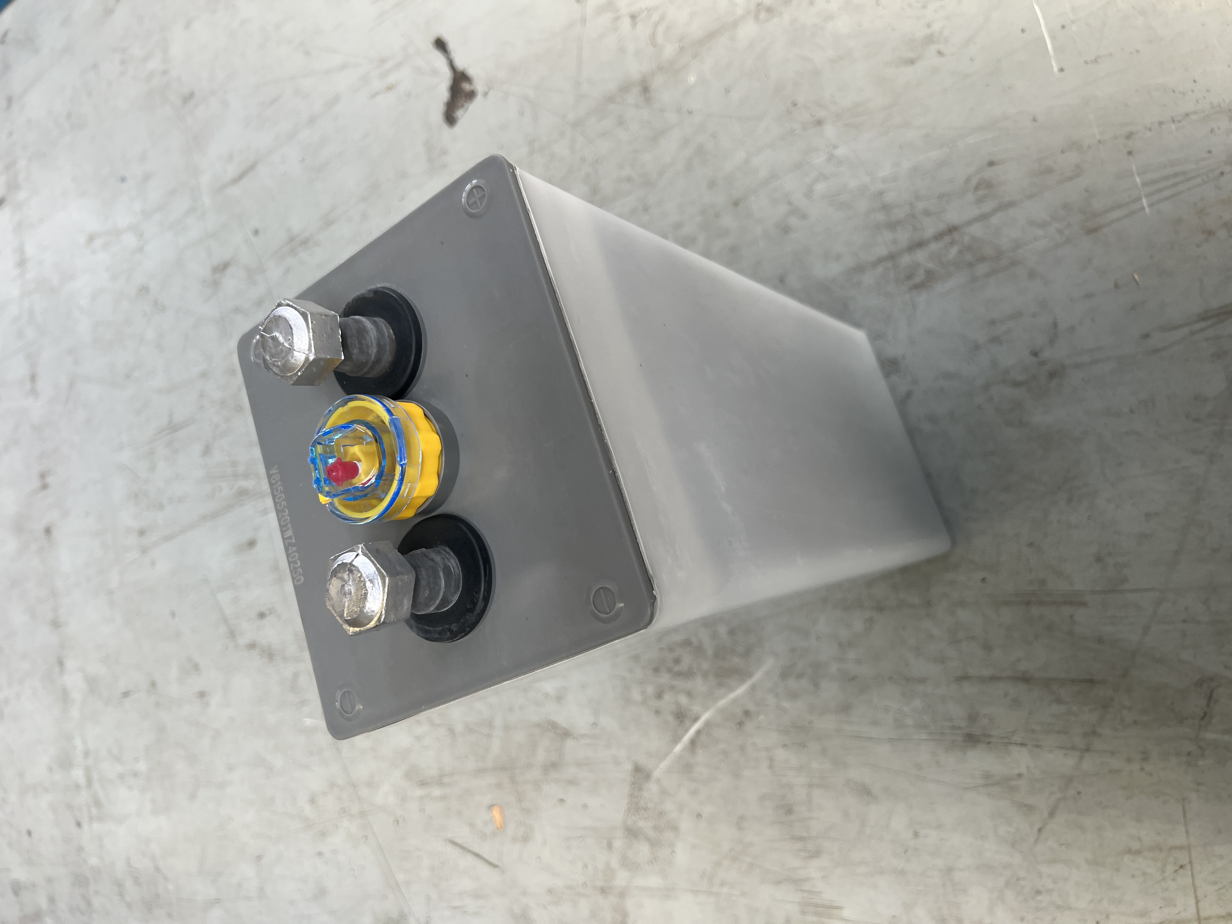 牽引用法萊力鉛酸蓄電池 D-400 2V 400AH 適用于平板車 軌道車 叉車 游船