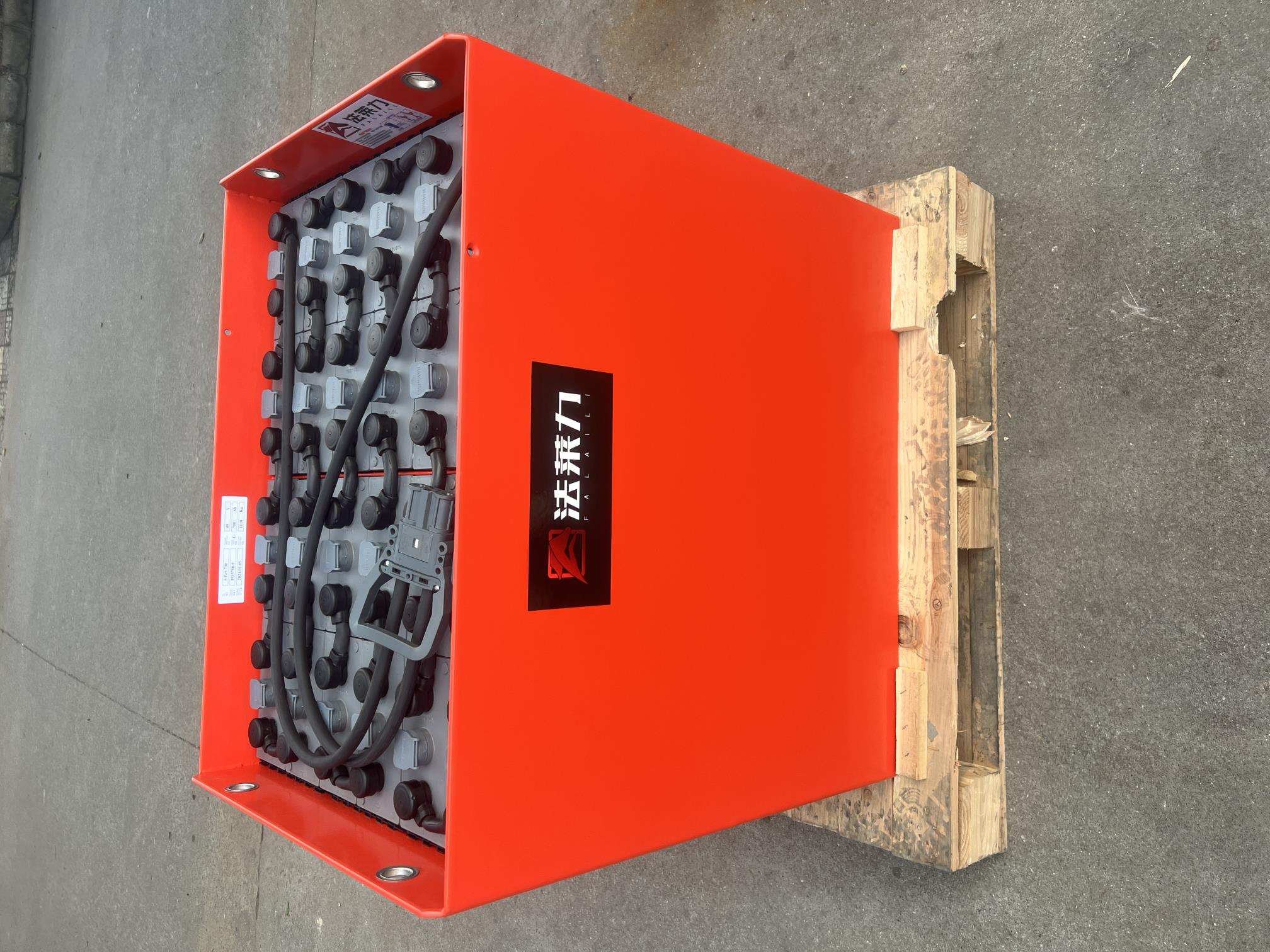 林德叉車(chē) E20 鉛酸蓄電池 24-5PZS700 48V 700AH  林德電動(dòng)叉車(chē)進(jìn)口電瓶