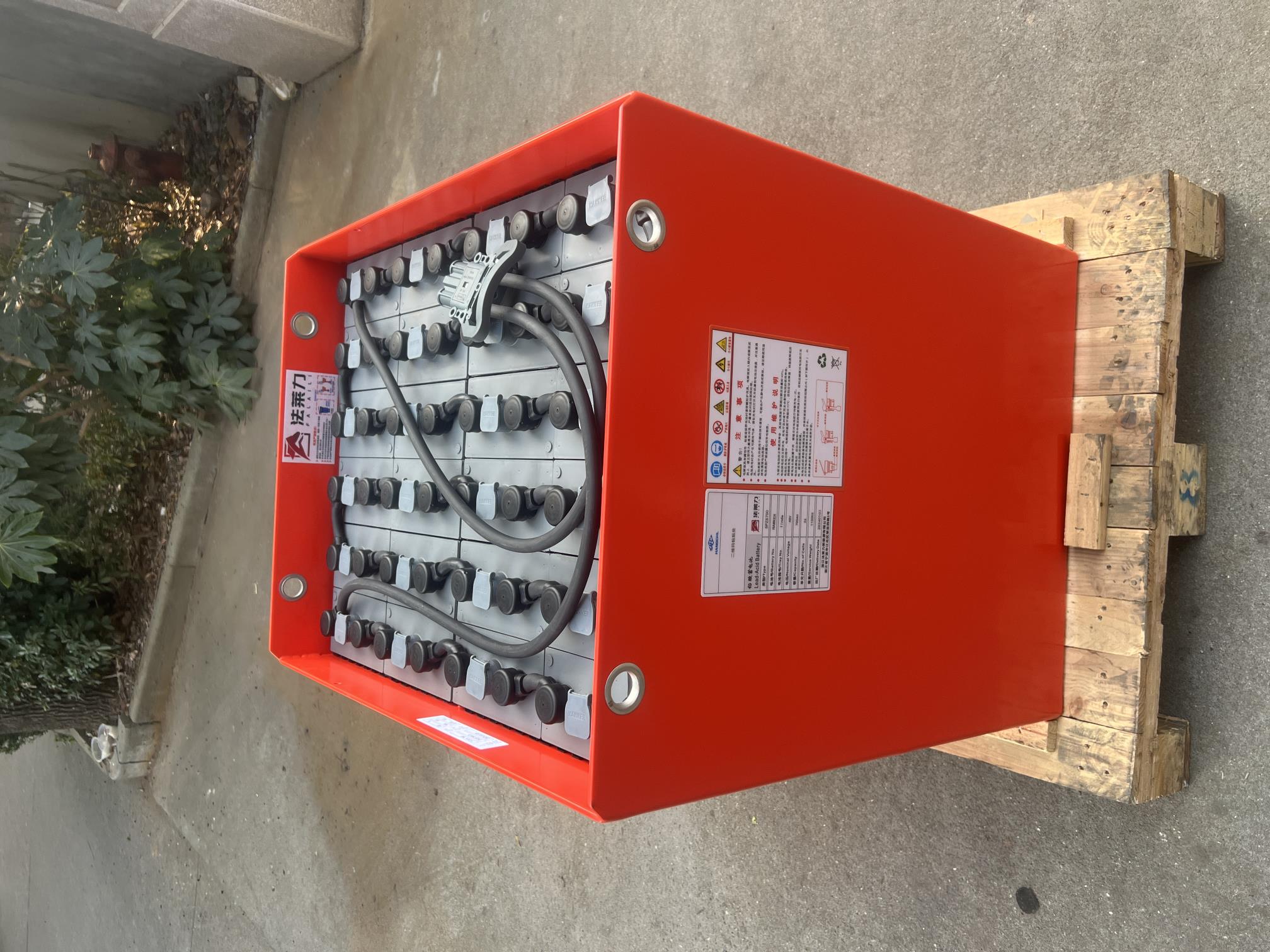 林德叉車(chē) E20 鉛酸蓄電池 24-5PZS700 48V 700AH  林德電動(dòng)叉車(chē)進(jìn)口電瓶