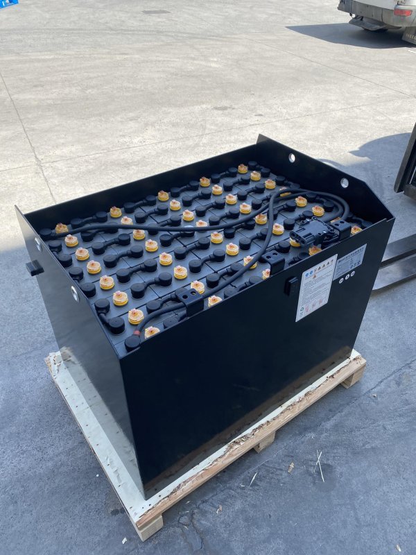 寶驪 3噸電動叉車蓄電池 40-4PZS500 80V 500Ah