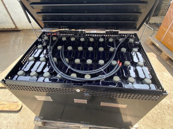 霸特爾 CPDB30型3.0t 鉛酸防爆蓄電池 40-5DB500A-T 80V 500AH 防爆叉車(chē)蓄電池組 