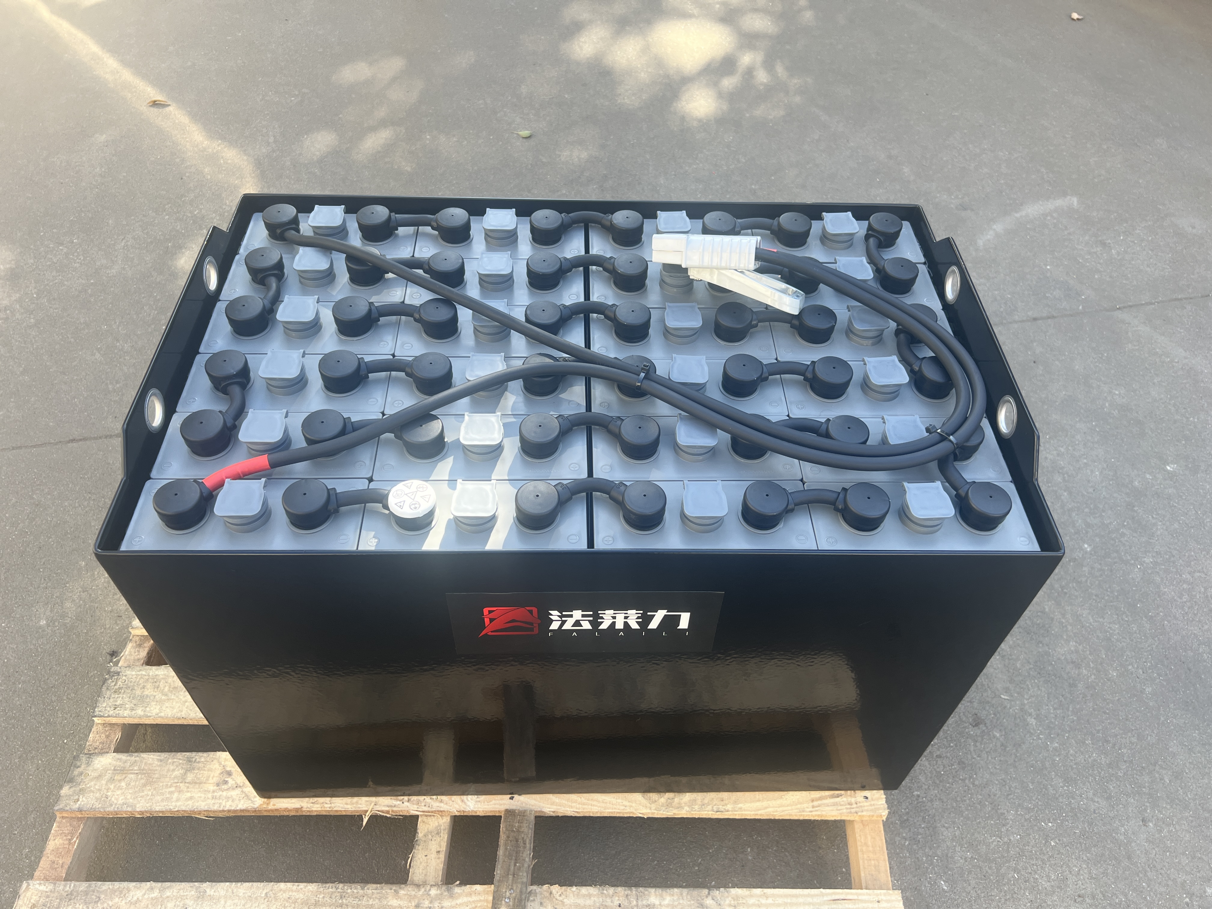 山東中叉電動(dòng)叉車(chē)鉛酸蓄電池組 24-4PZS400 48V 400AH