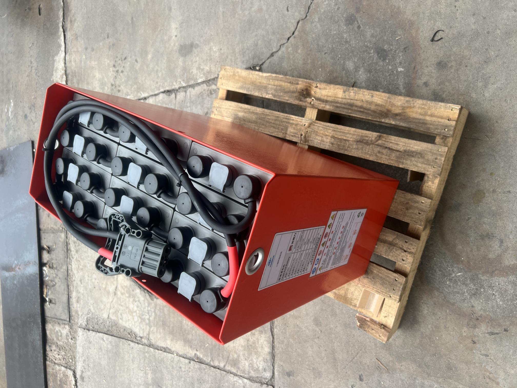 林德T20AP-04托盤車鉛酸蓄電池 12-3PZS345 24V 345AH