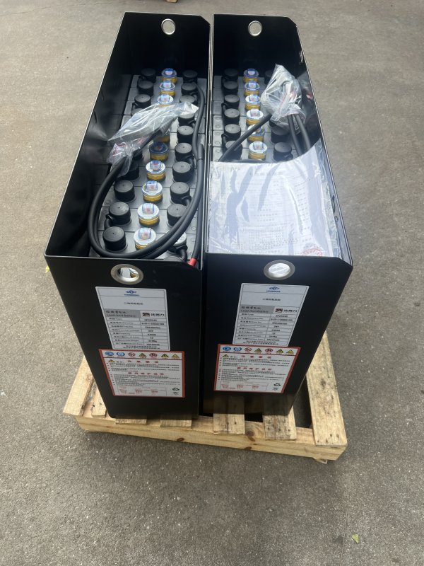 力達/合力460托盤車叉車蓄電池12-3PZS240 24V 240AH