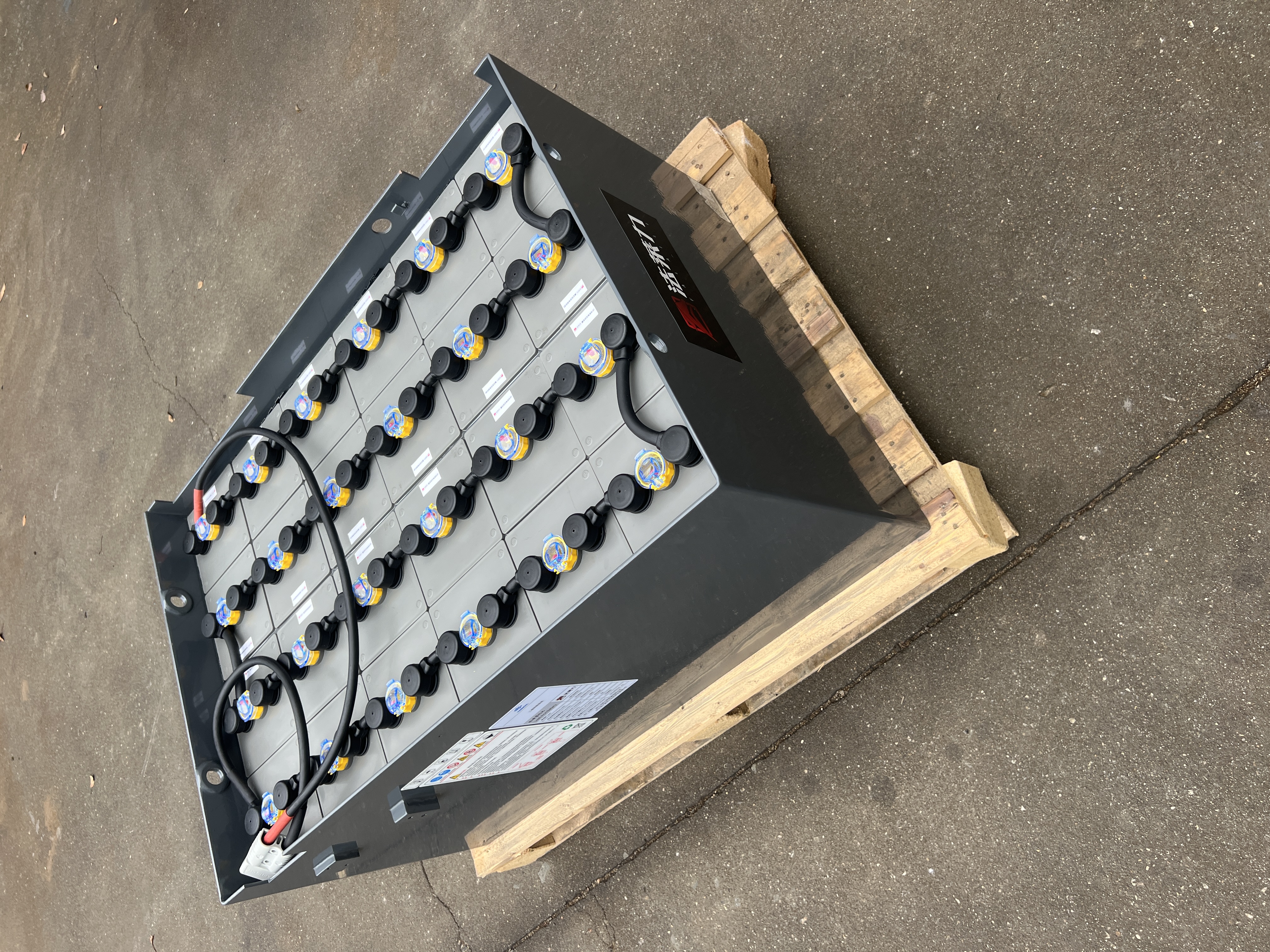 力至優(yōu) 2噸平衡重叉車蓄電池24-9PZB450 48V450AH