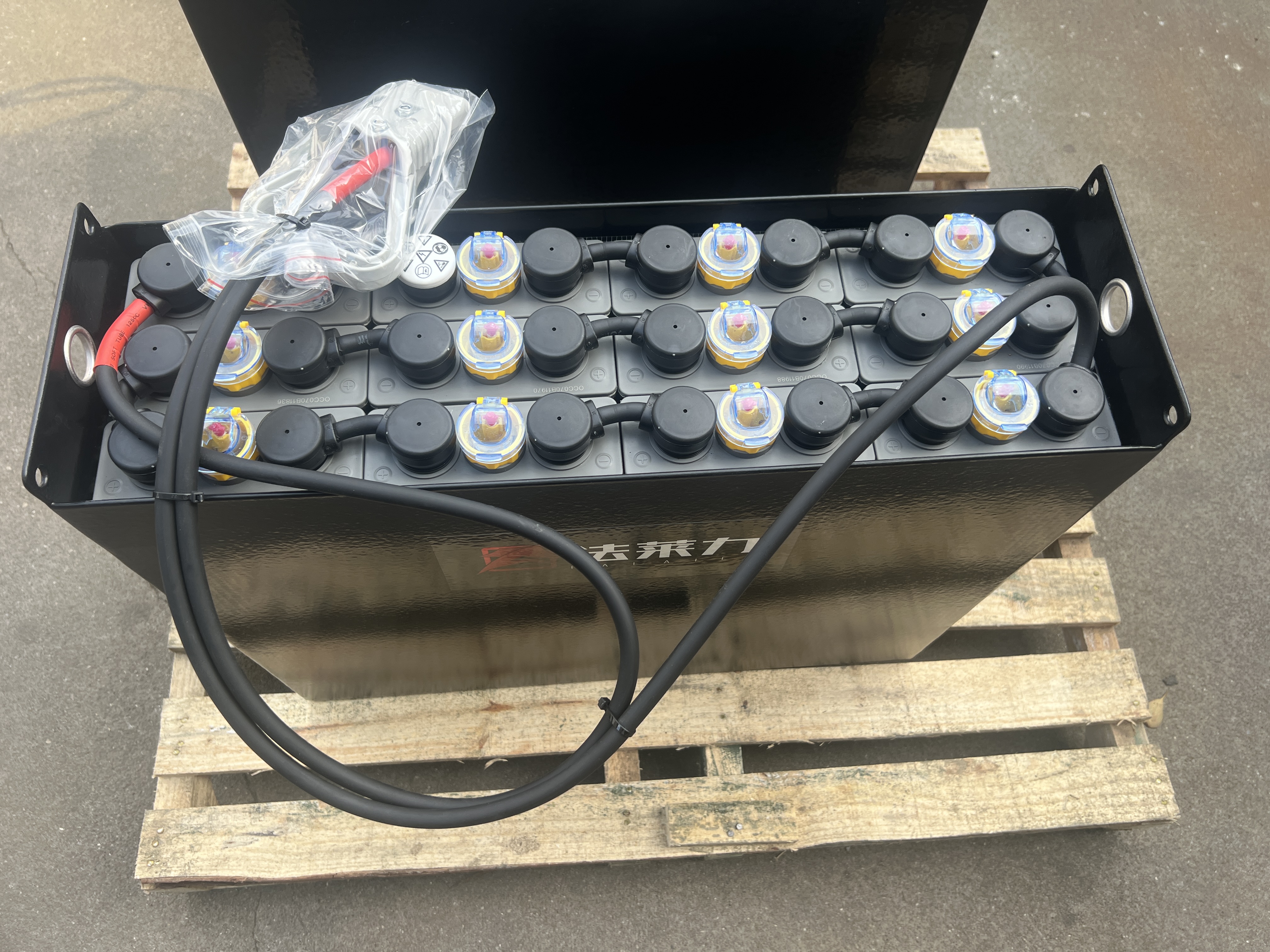 中力托盤車叉車蓄電池12-3PZB210 24V210AH