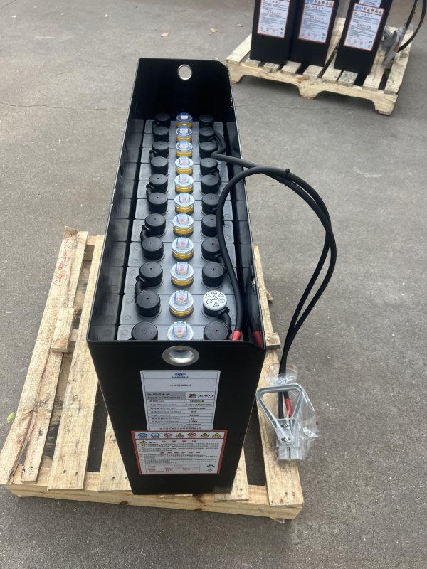 力達/合力460托盤車叉車蓄電池12-3PZS240 24V 240AH