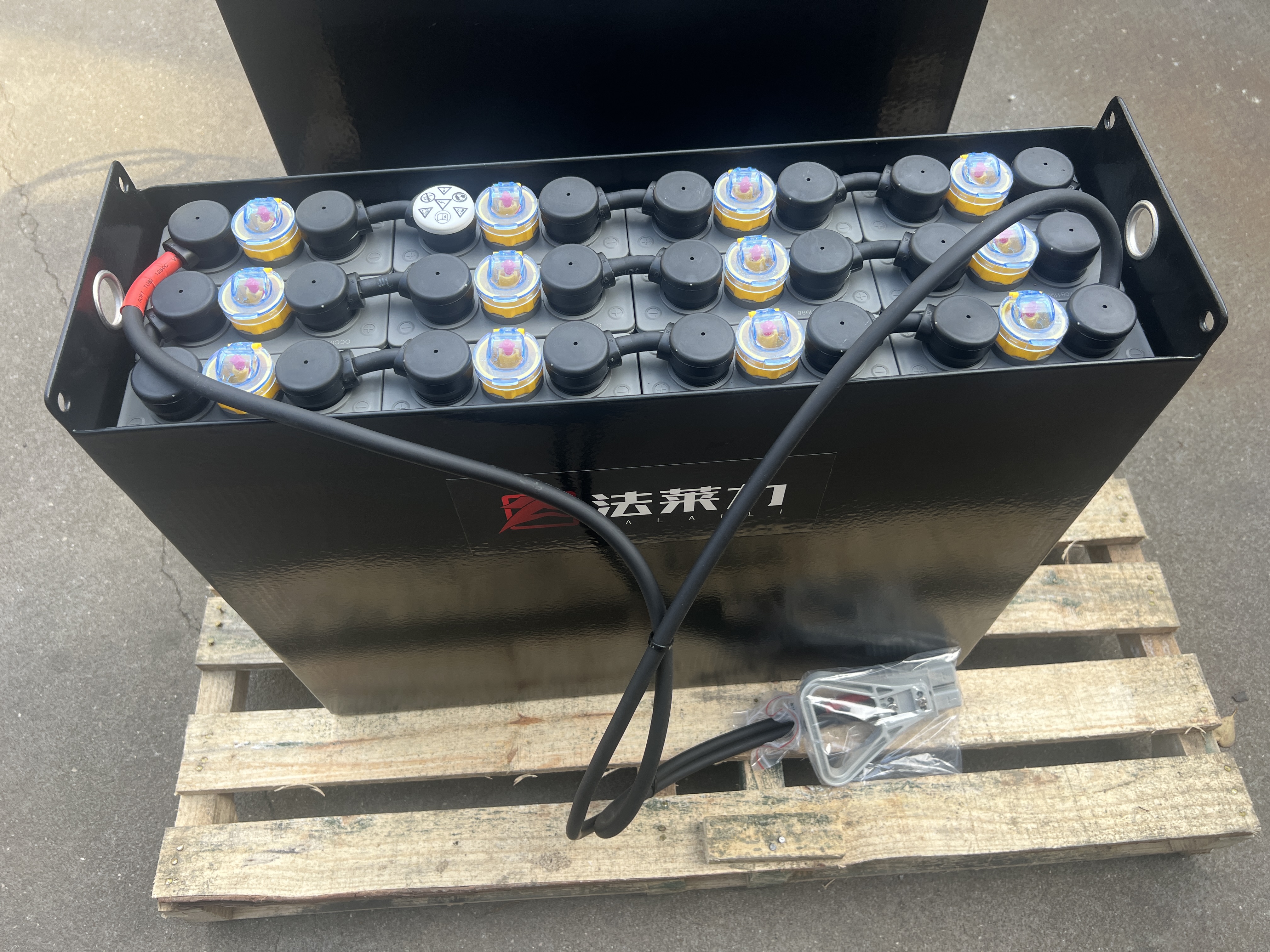 中力托盤車叉車蓄電池12-3PZB210 24V210AH