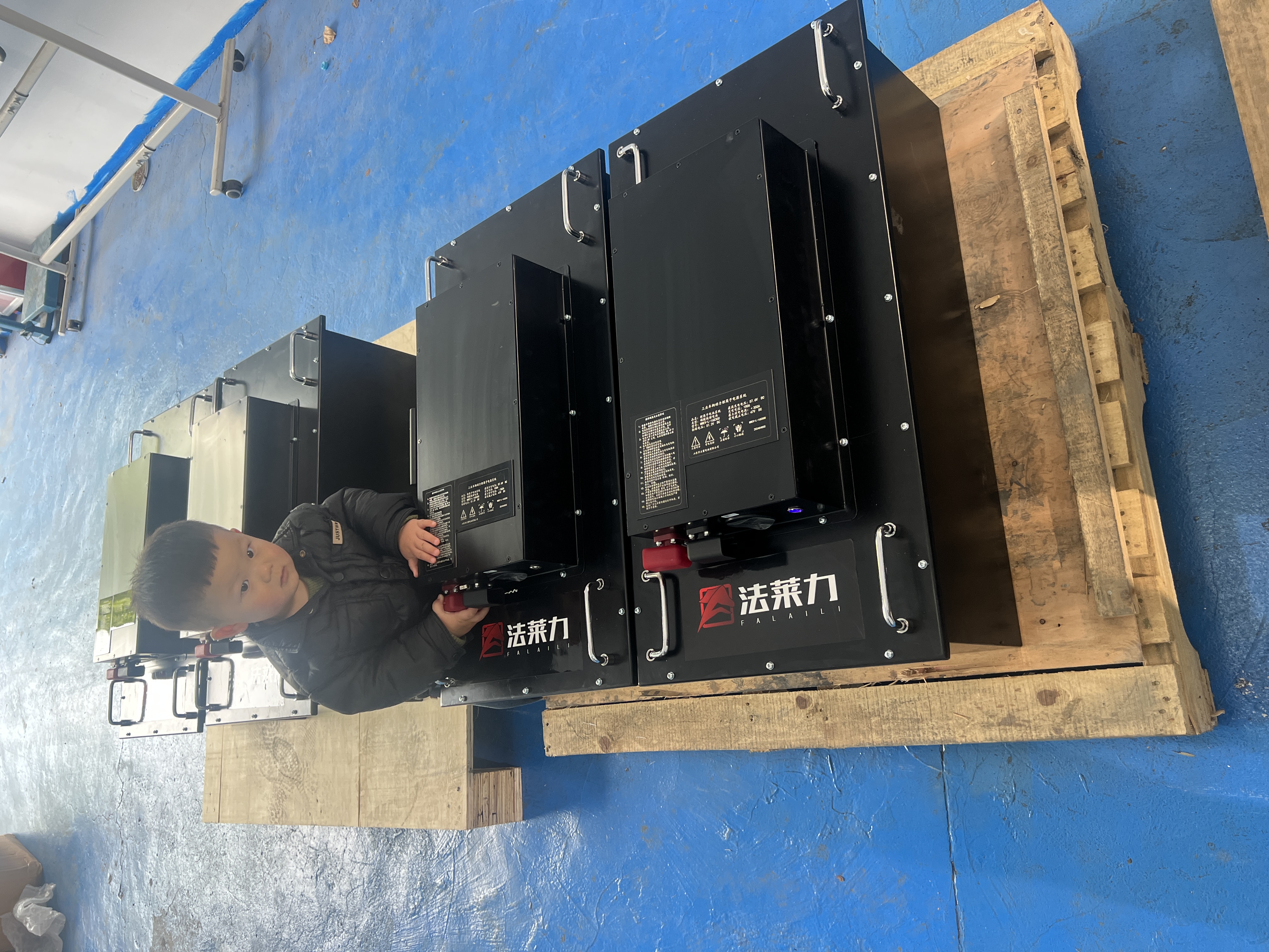 電動平車20噸鋰電池 16-16S280 51.2V280AH 電動平車20噸鋰電池 16-16S280 51.2V280AH