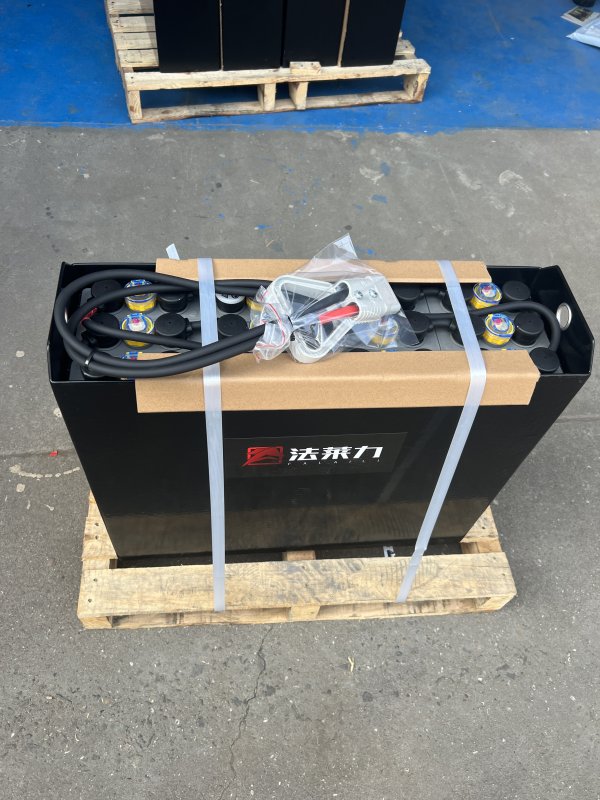 合力叉車力達(dá)410叉車蓄電池12-3PZB210 24V210AH 