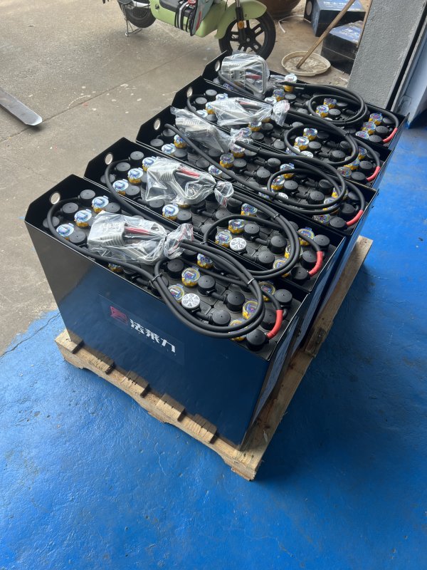 合力叉車力達(dá)410叉車蓄電池12-3PZB210 24V210AH 