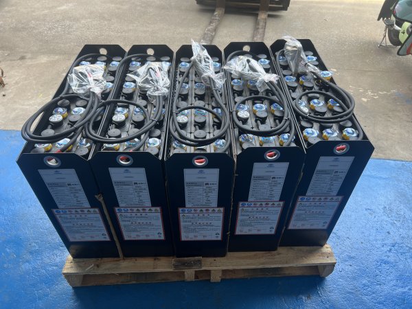 合力叉車力達(dá)410叉車蓄電池12-3PZB210 24V210AH 