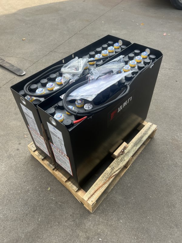 合力叉車力達(dá)托盤車叉車蓄電池12-3PZS300 24V300AH 