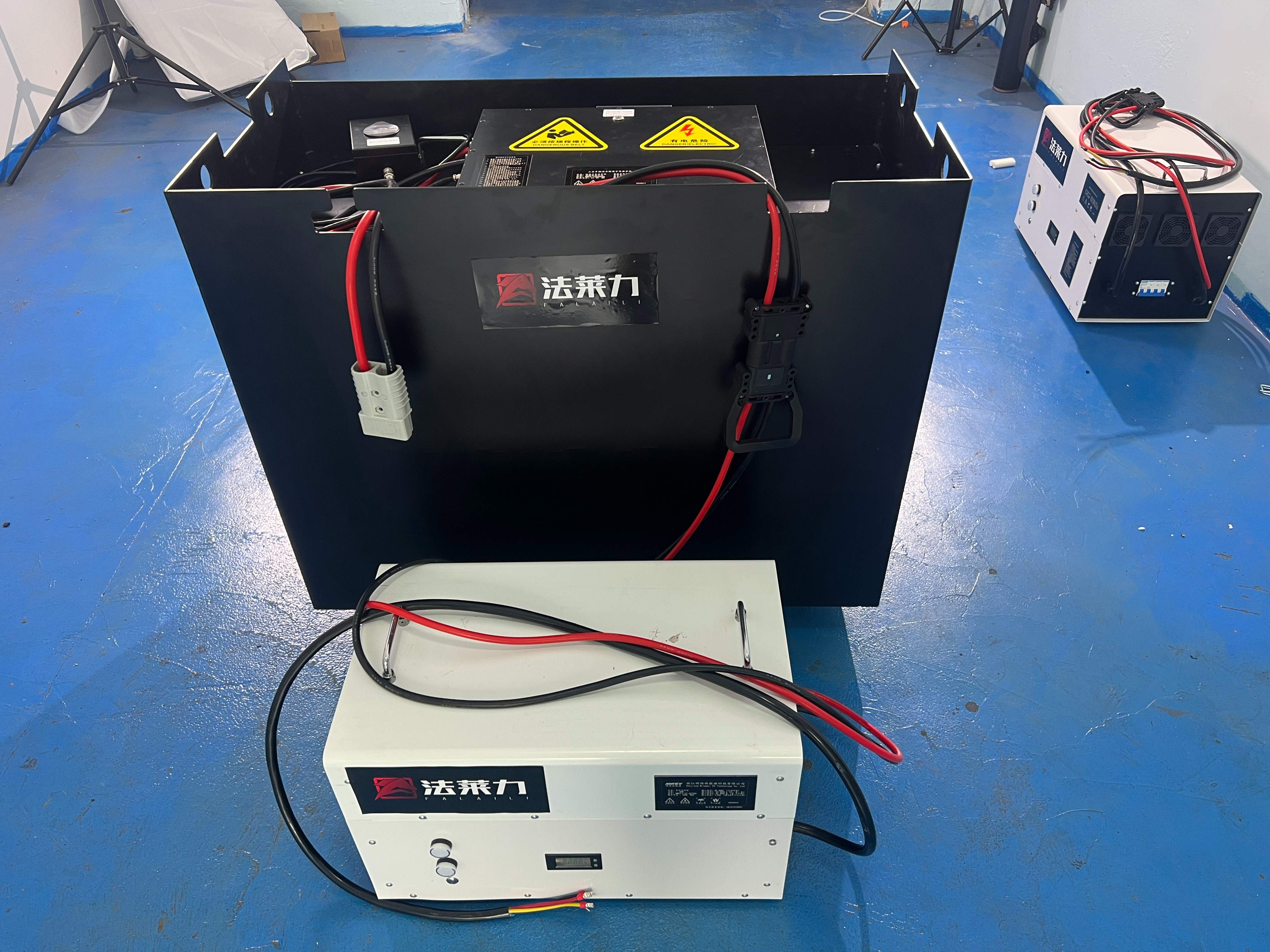 合力2T/2.5T電動(dòng)叉車蓄電池 原鉛酸電池48V 600AH改磷酸鐵鋰電池51.2V 560AH 合力2T/2.5T電動(dòng)叉車蓄電池 原鉛酸電池48V 600AH改磷酸鐵鋰電池51.2V 560AH