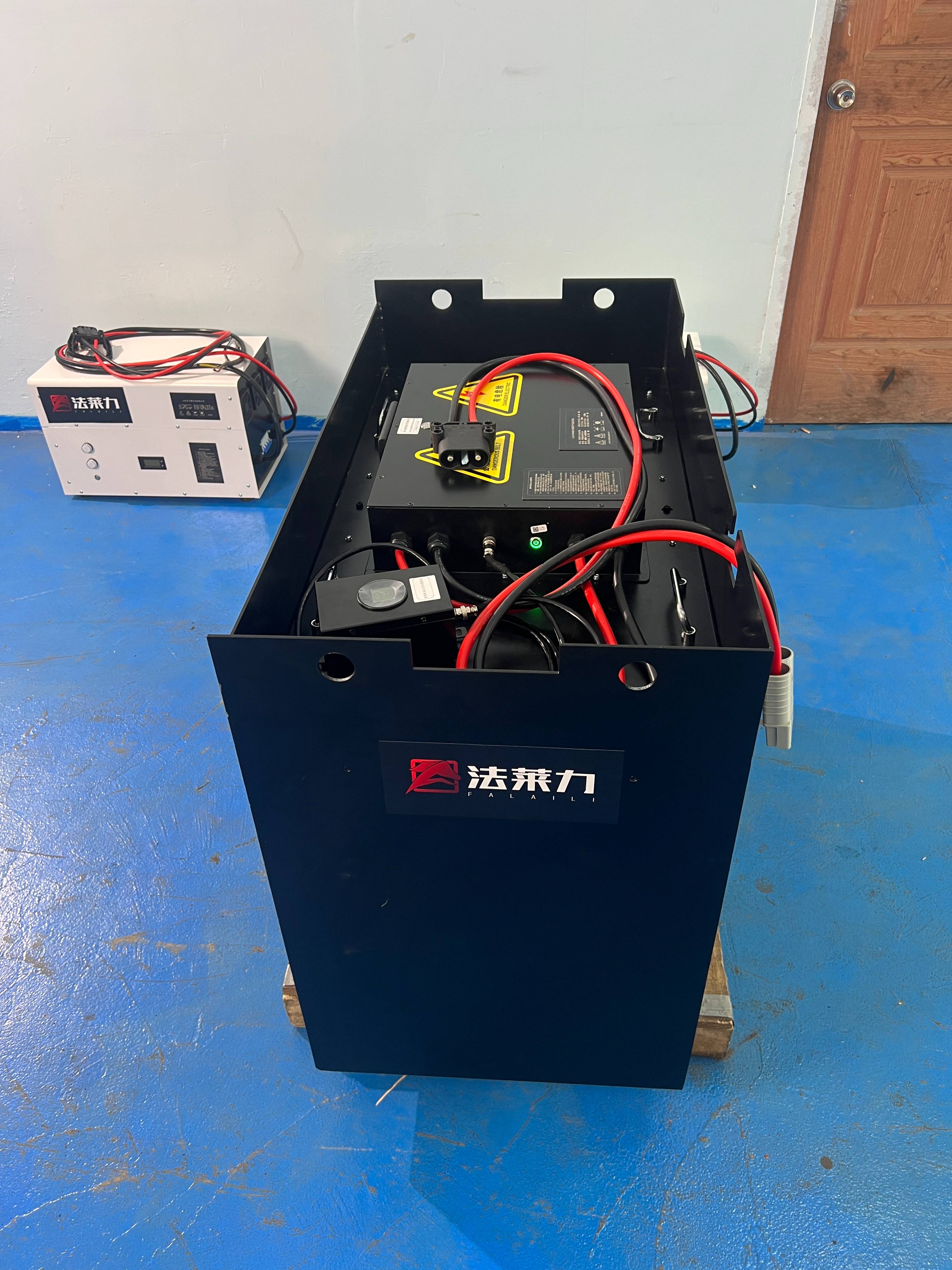 合力2T/2.5T電動(dòng)叉車蓄電池 原鉛酸電池48V 600AH改磷酸鐵鋰電池51.2V 560AH 合力2T/2.5T電動(dòng)叉車蓄電池 原鉛酸電池48V 600AH改磷酸鐵鋰電池51.2V 560AH