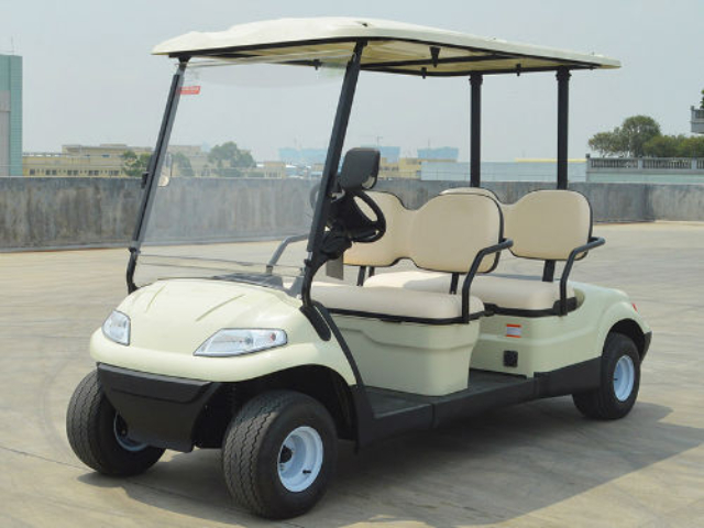 四川6座電動(dòng)高爾夫車廠家 深圳市鑫躍電動(dòng)觀光車供應(yīng)
